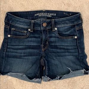 American Eagle jean shorts size 6